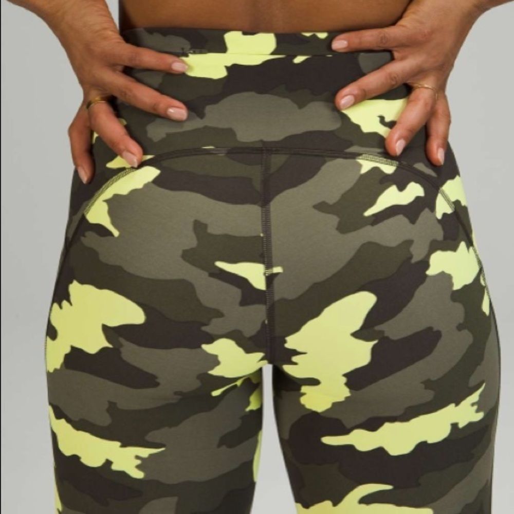NEW Lululemon Swift Speed High Rise Crops Legging Size 2 - Picture 7 of 10